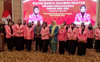 Dilantik Ketua Umum PP IWSS, Nenny Nyanyang Resmi Pimpin IWSS Kepri 2026–2031
